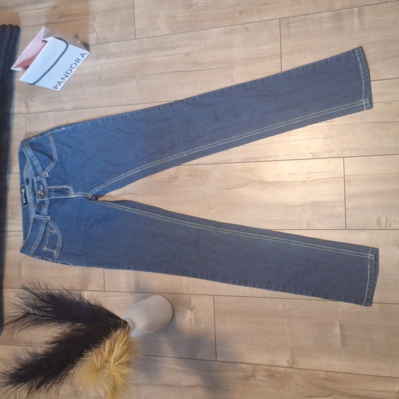 Seduction Jeans - Picture 2 of 8